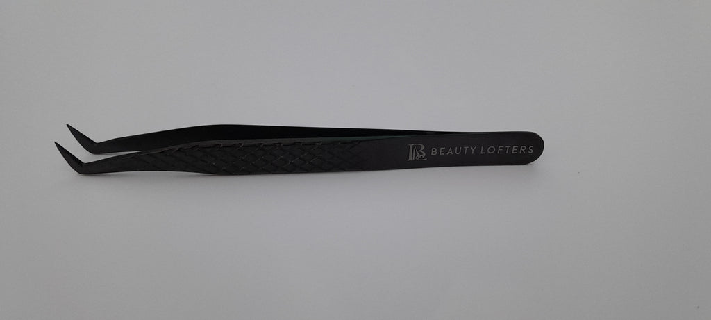 Beauty Lofters Diamond Grip Boot Tweezer in plasma black, side view